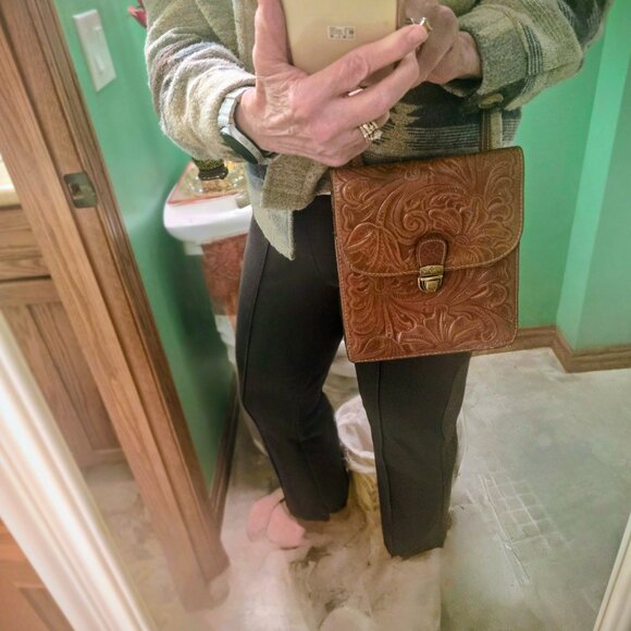 Patricia Nash Brown Tooled Leather Crossbody Organizer Bag w/Dust Bag VG Cond - Picture 5 of 14